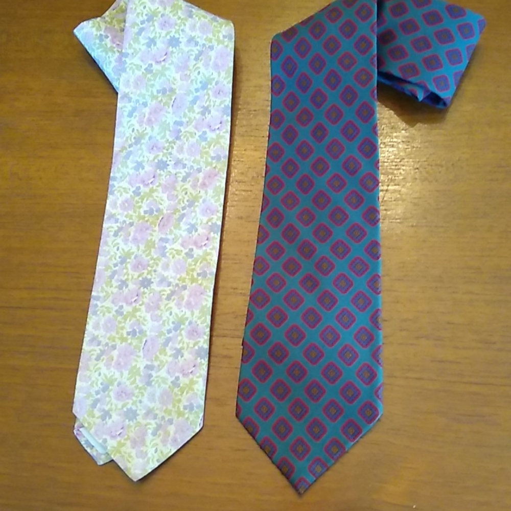 Two Liberty of London tiesi